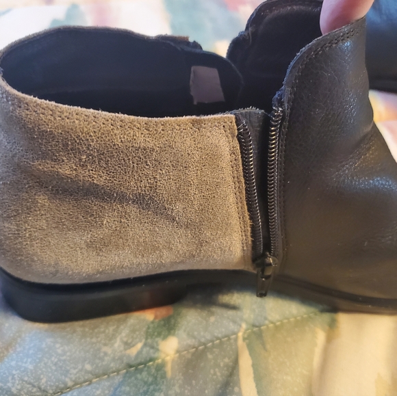 NAOT Womens Ankle Boots Suede and Leather - SZ 42 (EU) / 11 US - Picture 9 of 16